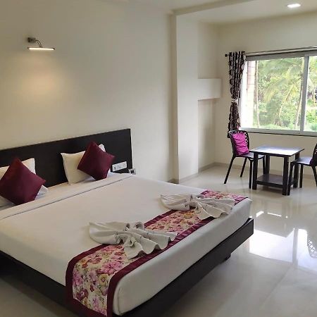 The Hotel Relax Kankavli Kankavali Bagian luar foto